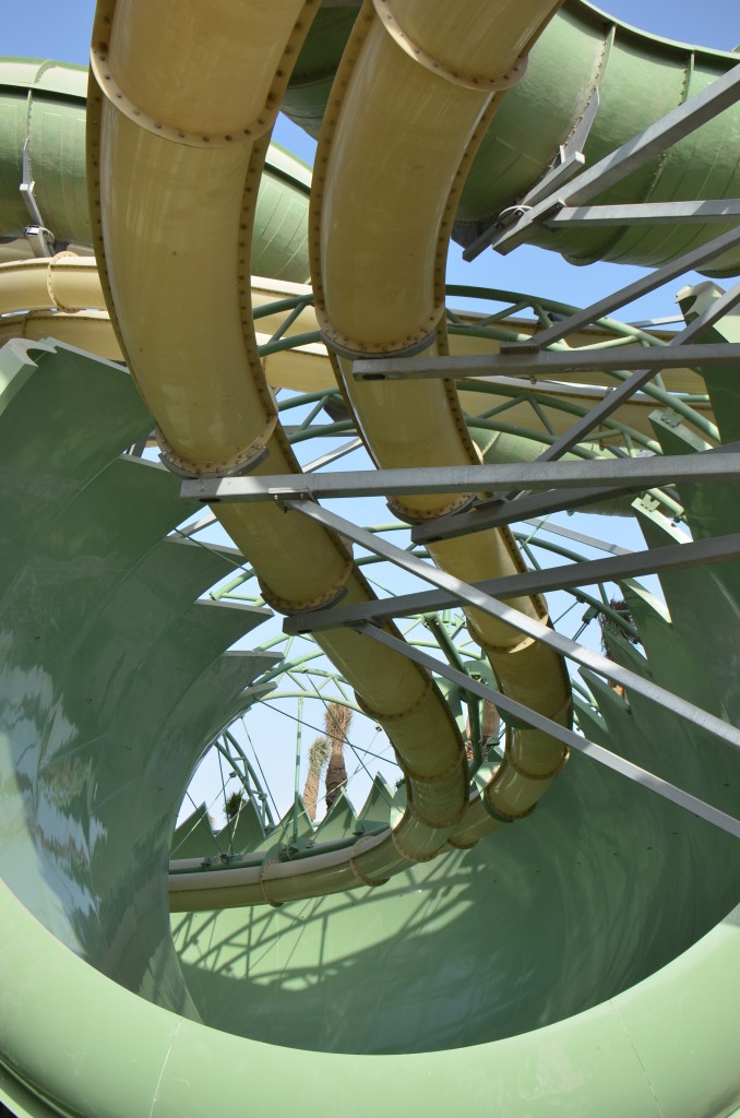 Atlantis The Palm - Aquaventure Waterpark - Anaconda Flume-Thru-Flume (6)