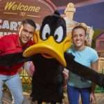 Daffy-Duck-Warner-Bros-World-Abu-Dhabi-wr